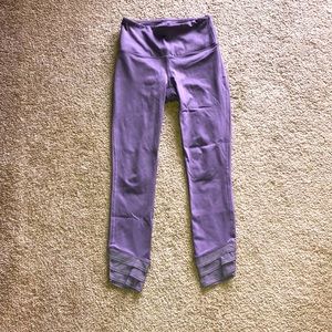 Yogalicious LUX extra small XS grape purple cropped yoga pants